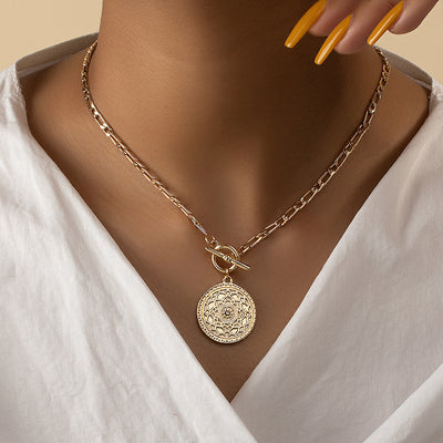 Minimalist Pendant Necklace