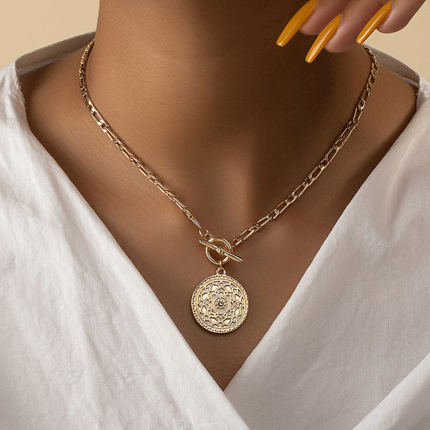 Minimalist Pendant Necklace