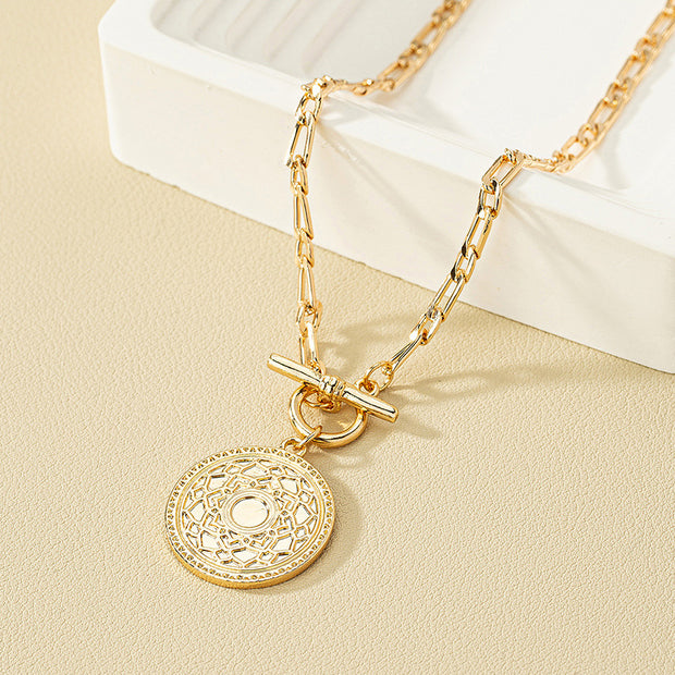 Minimalist Pendant Necklace